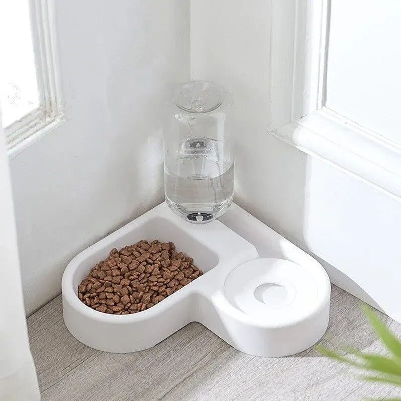 pet-safe-compact-dog-water-food-dispenser-corner-placement